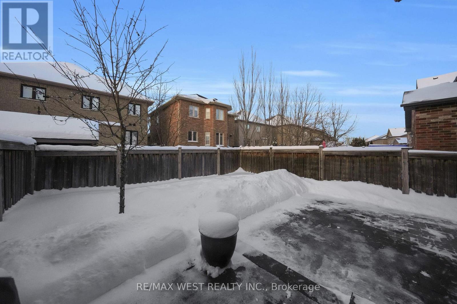244 Hansard Drive, Vaughan, Ontario  L4H 0W1 - Photo 42 - N12737626