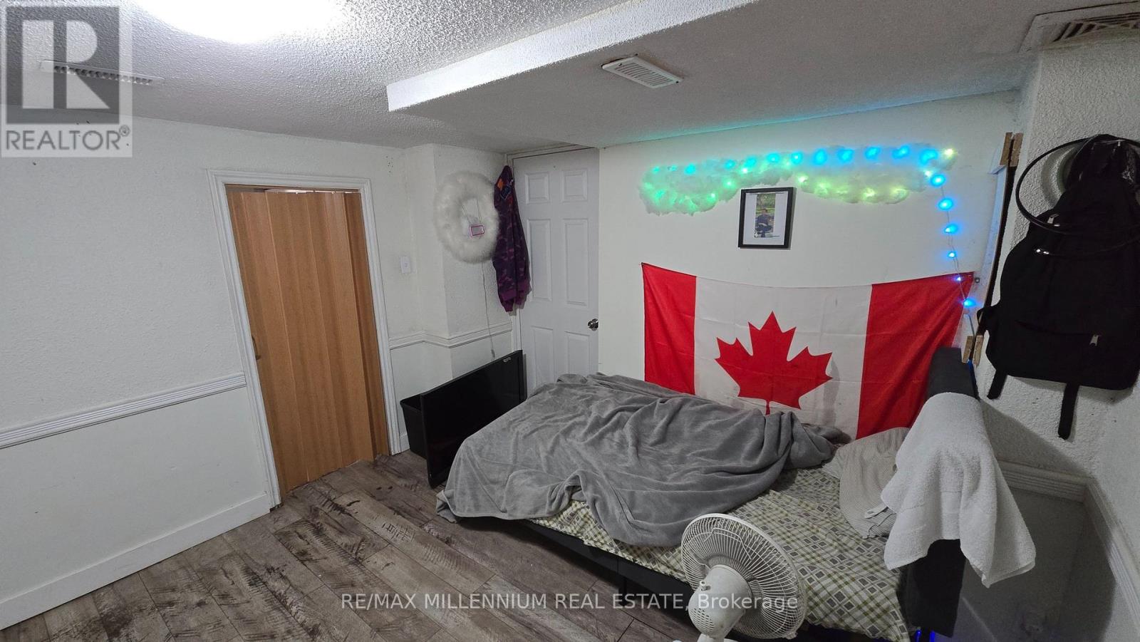 120 Duncanwoods Drive, Toronto, Ontario  M9L 2E1 - Photo 31 - W12769296