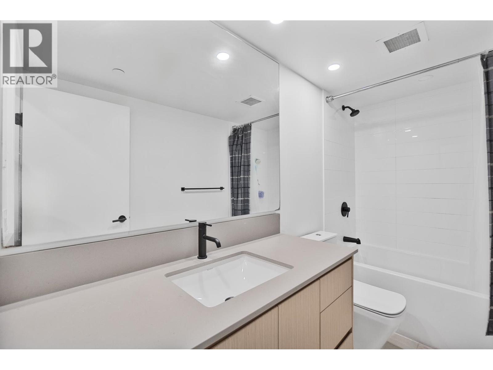 11 528 E 2nd Street, North Vancouver, British Columbia  V7L 0G8 - Photo 24 - R3088636