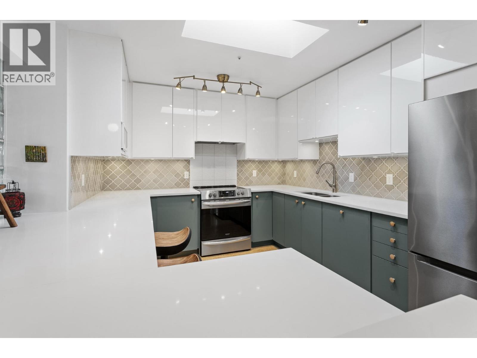 402 4688 W 10th Avenue, Vancouver, British Columbia  V6R 2J5 - Photo 15 - R3088832