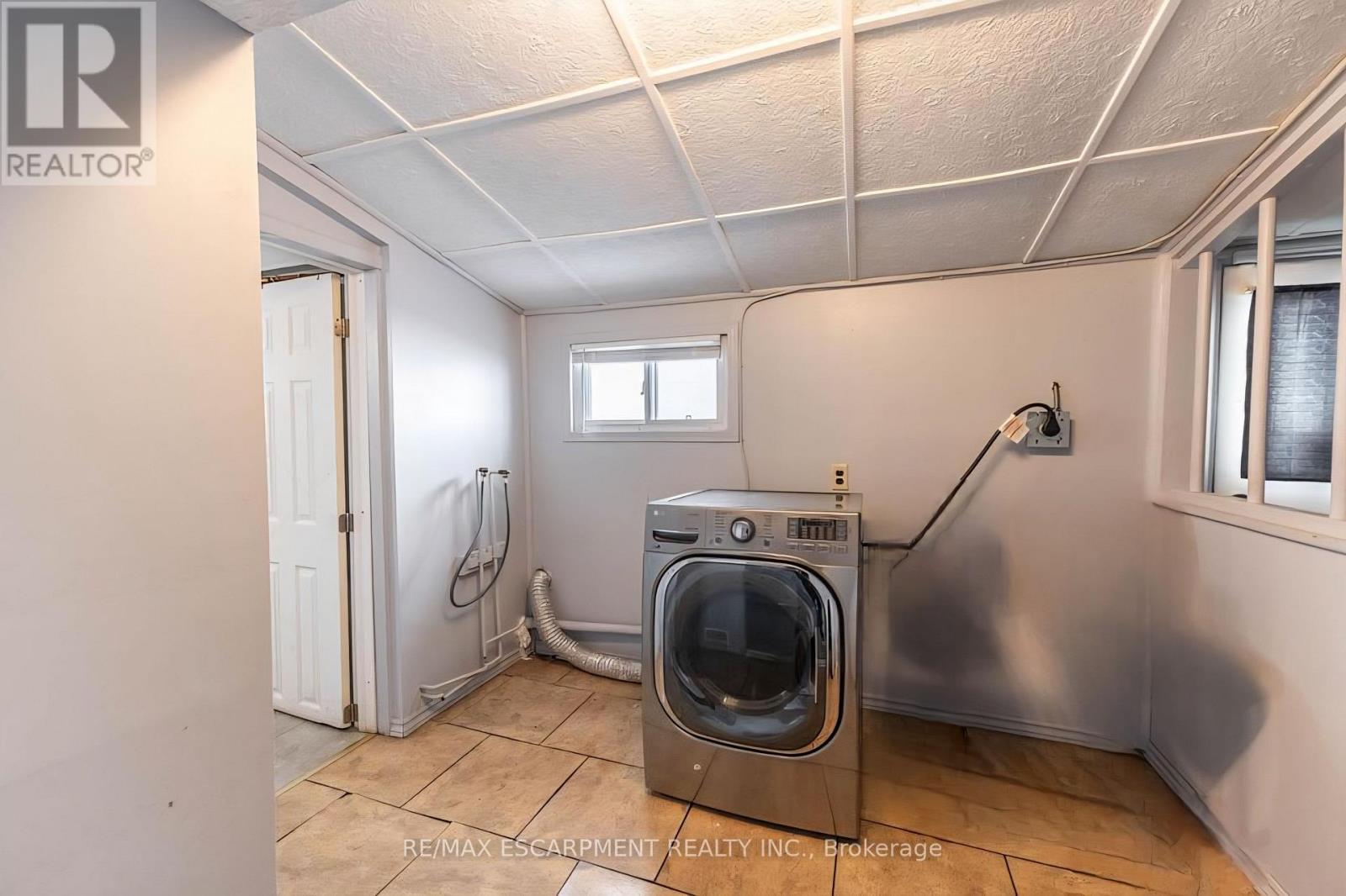 355 Jones Road, Hamilton, Ontario  L8E 5N2 - Photo 25 - X12777898