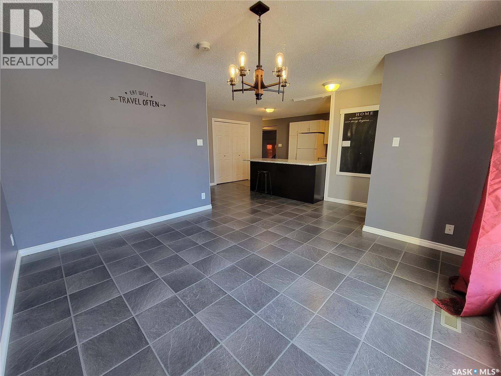 504 2nd Street W, Wilkie, Saskatchewan  S0K 4W0 - Photo 14 - SK026754