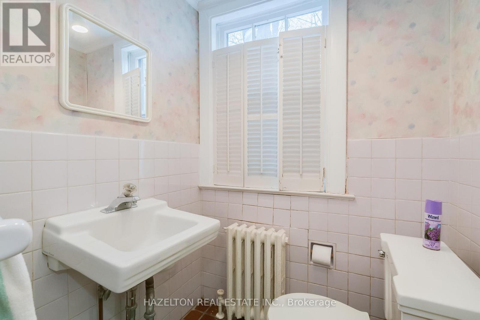 50 Buckingham Avenue, Toronto, Ontario  M4N 1R2 - Photo 19 - C12777918