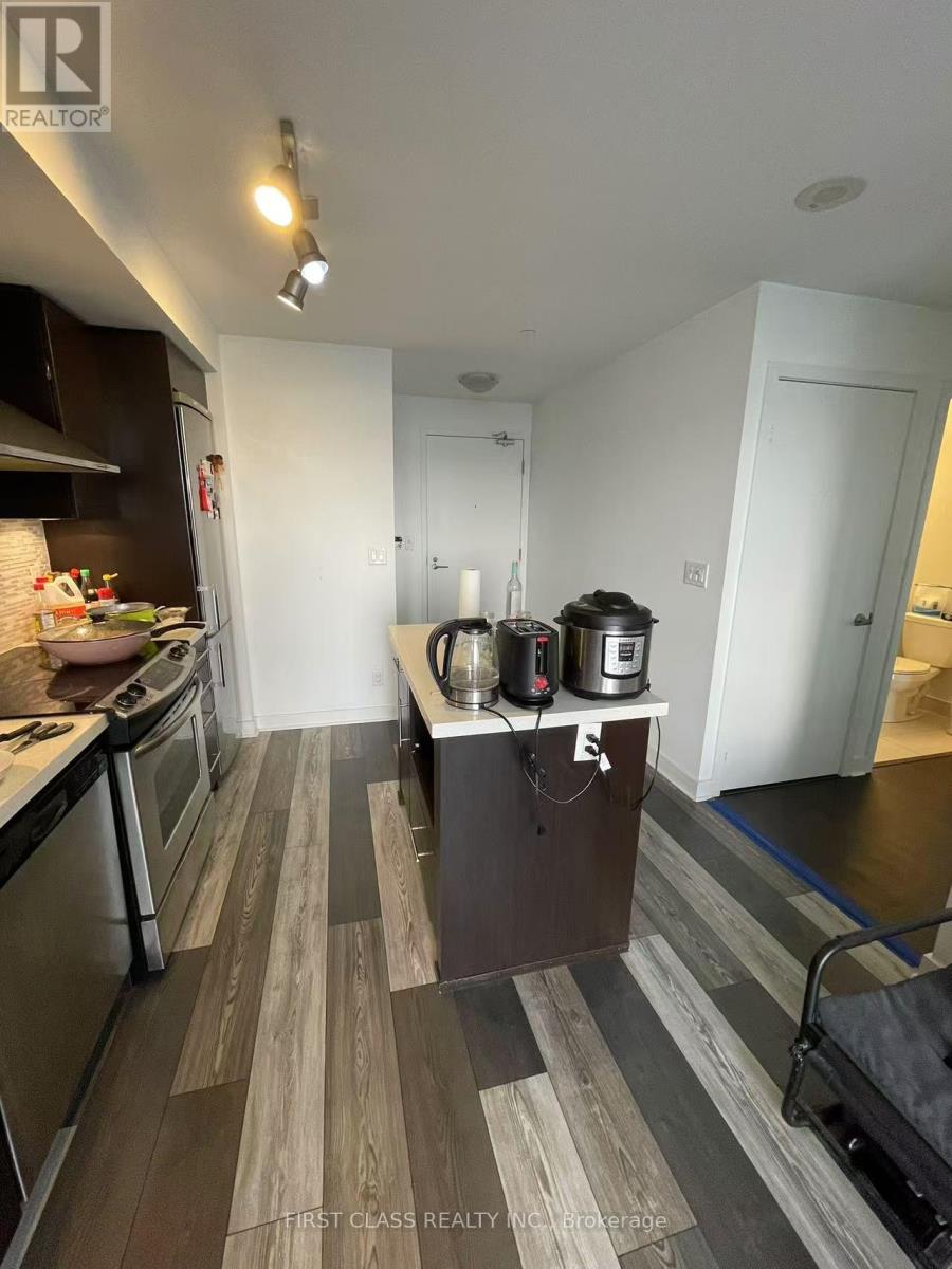 1001 - 58 Orchard View Boulevard, Toronto, Ontario  M4R 1B9 - Photo 5 - C12777934