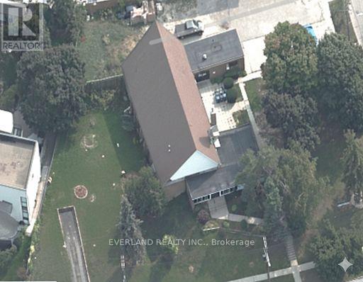 55 Brimorton Drive, Toronto, Ontario  M1P 3Z3 - Photo 2 - E12777924