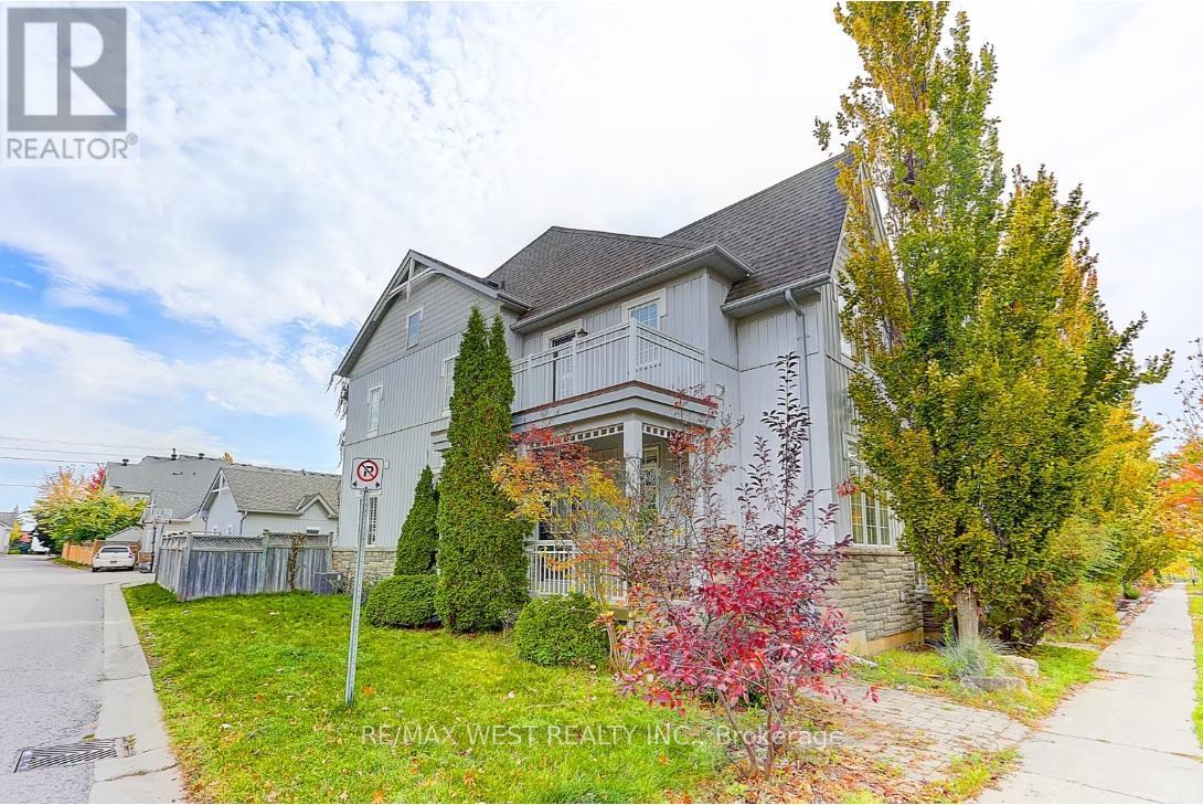 11 DANCER'S DRIVE, Markham, Ontario