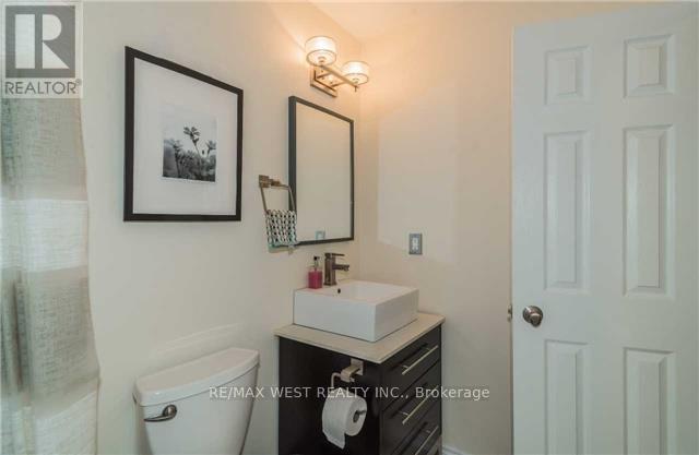 11 Dancer's Drive, Markham, Ontario  L6C 2C4 - Photo 11 - N12777928