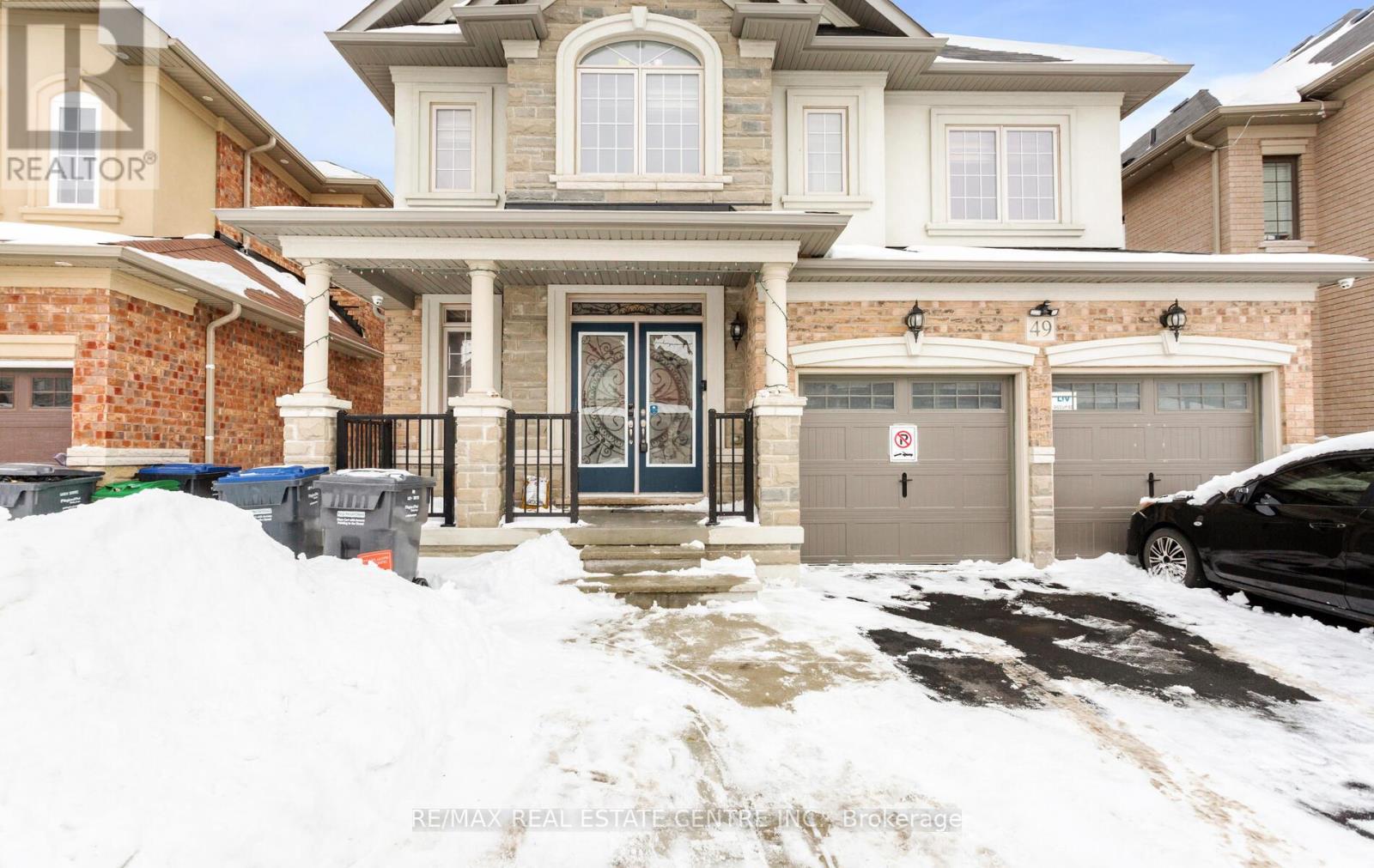 49 Bucksaw Street, Brampton, Ontario  L7A 4R3 - Photo 3 - W12777932