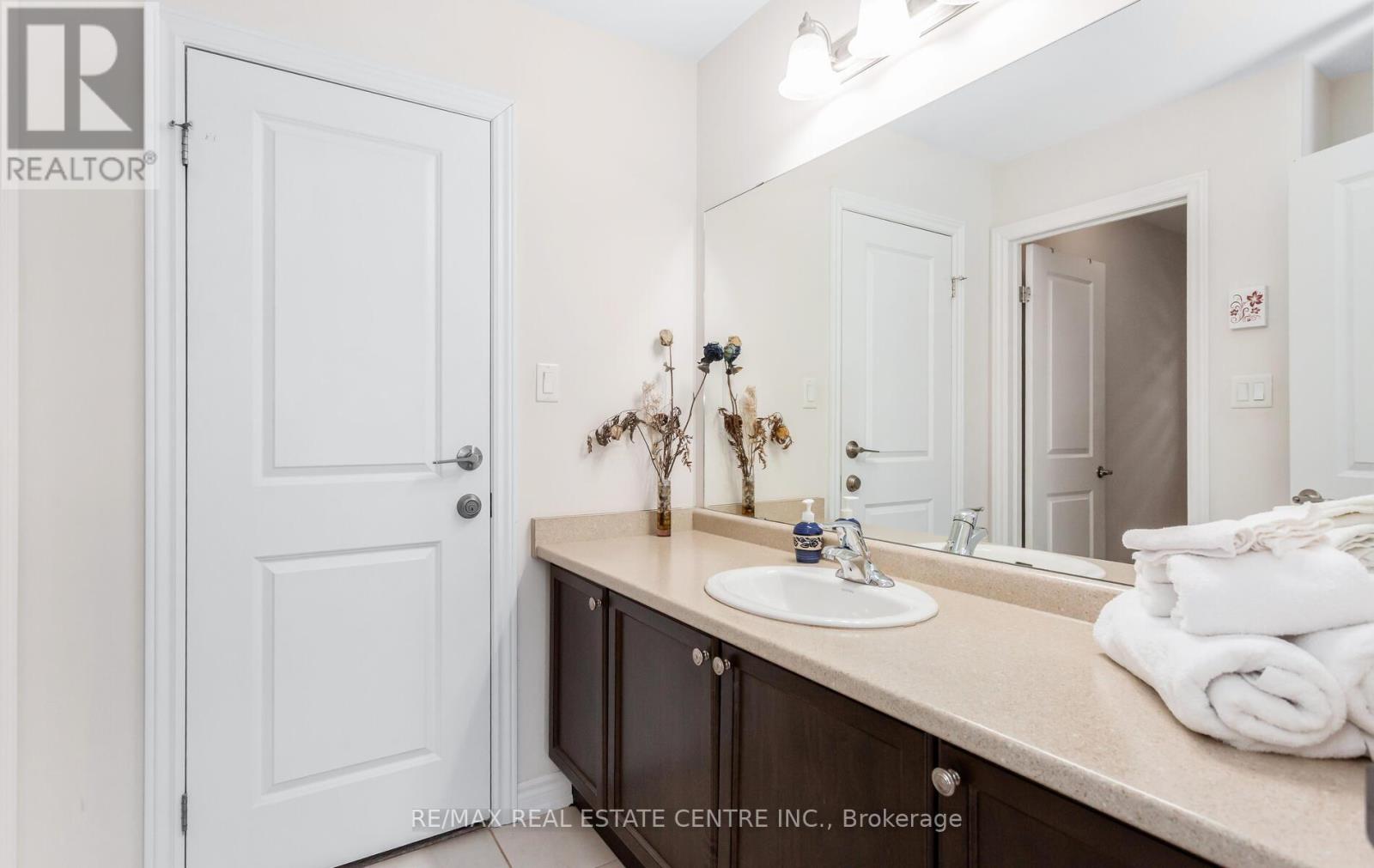 49 Bucksaw Street, Brampton, Ontario  L7A 4R3 - Photo 39 - W12777932