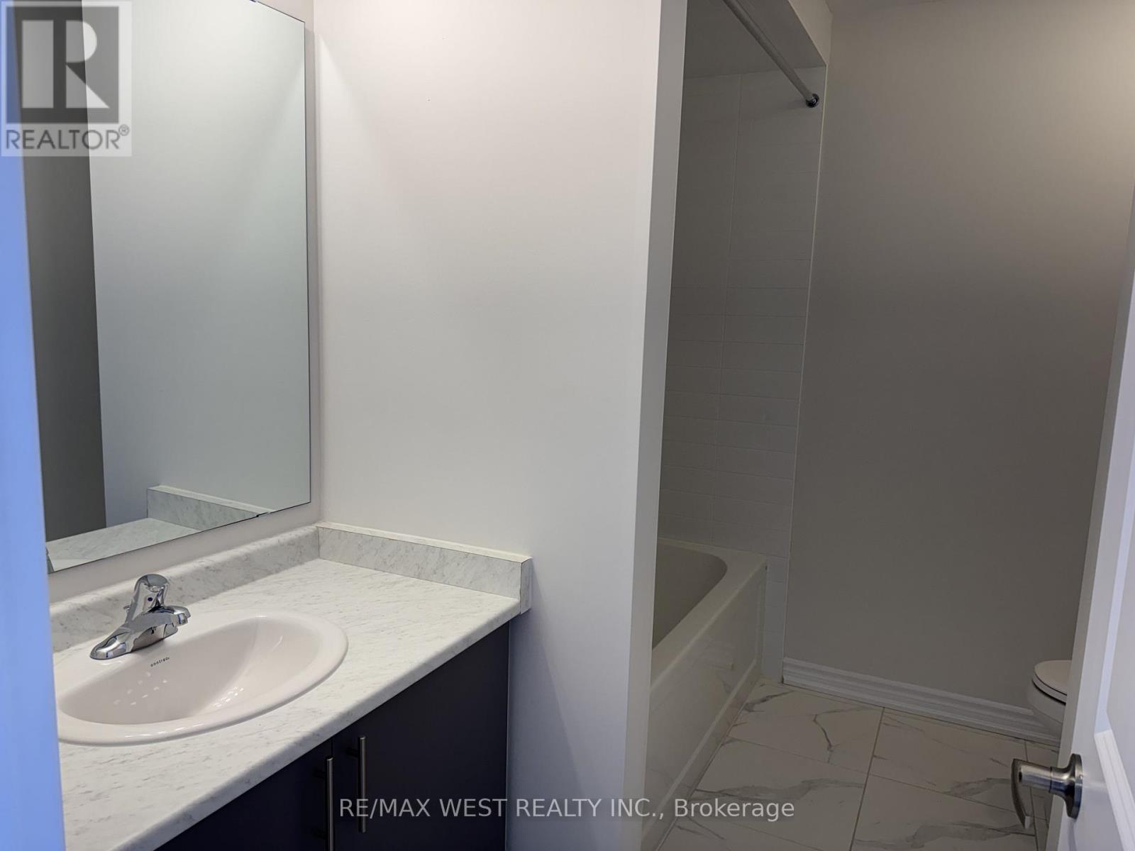 111 Watt Mews, Kawartha Lakes (Lindsay), Ontario  K9V 0T3 - Photo 18 - X12772692