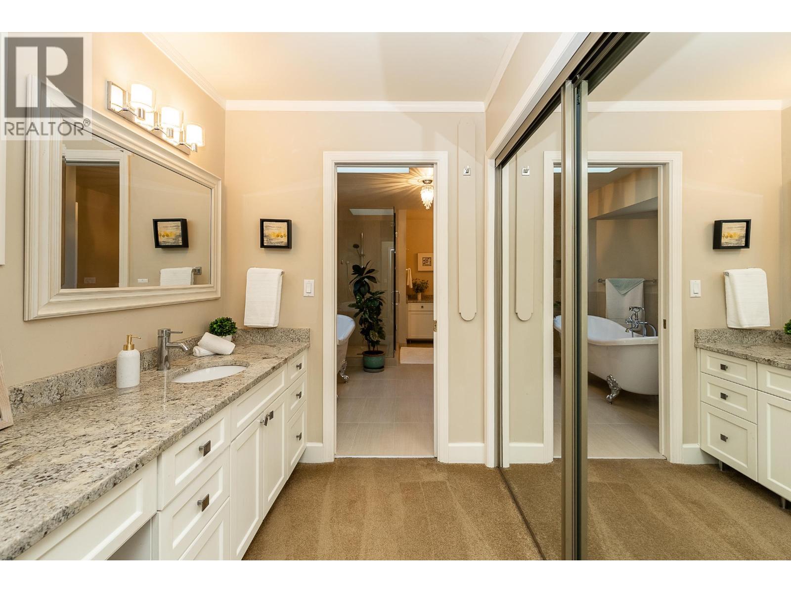 408 Riverview Crescent, Coquitlam, British Columbia  V3C 4X8 - Photo 24 - R3088602