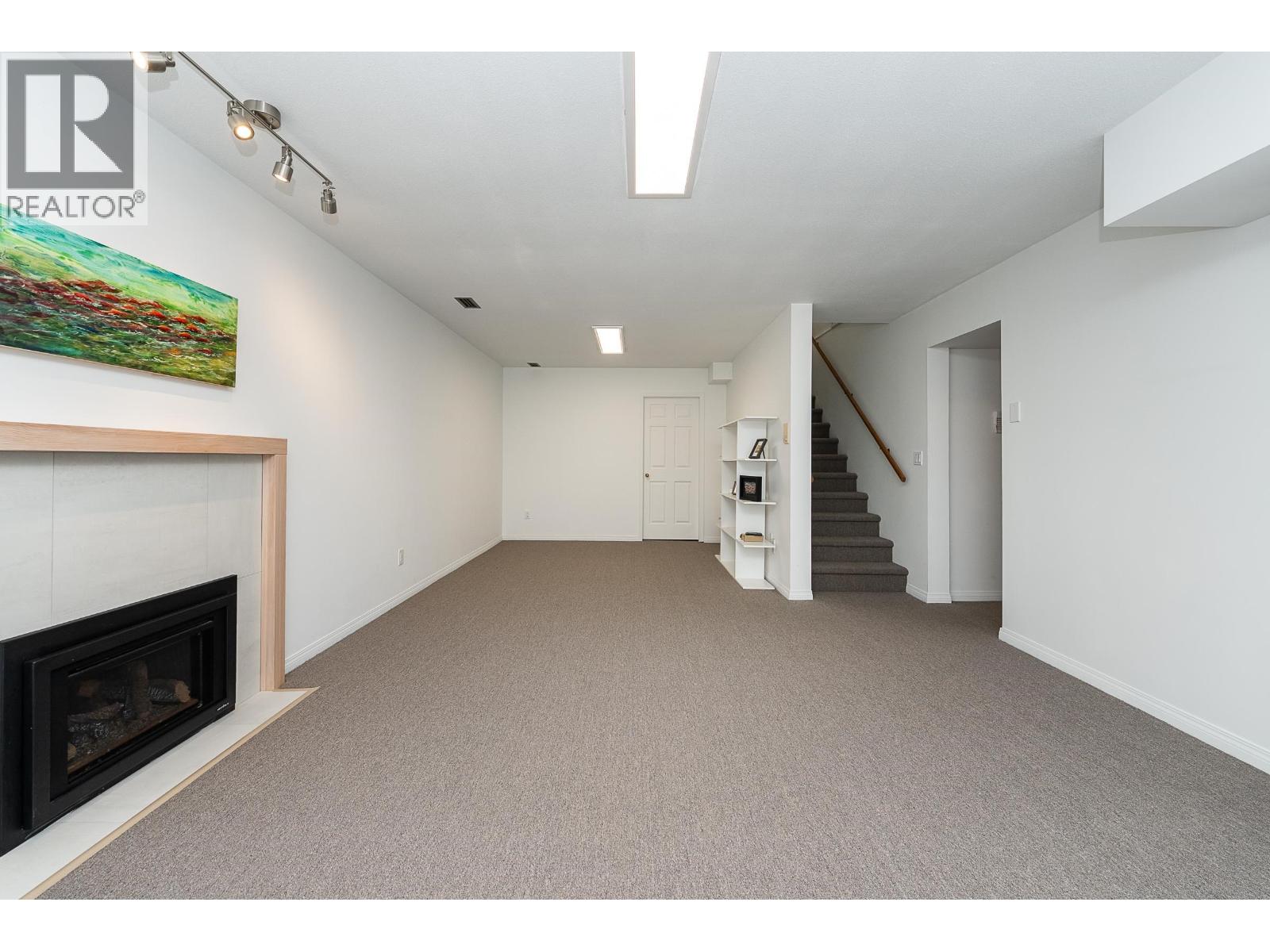 408 Riverview Crescent, Coquitlam, British Columbia  V3C 4X8 - Photo 28 - R3088602