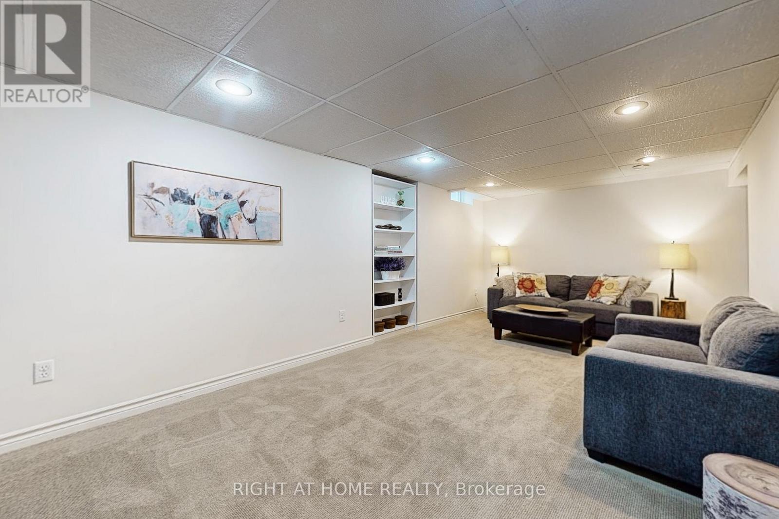 363 Crossland Gate, Newmarket, Ontario  L3X 1B5 - Photo 27 - N12777944