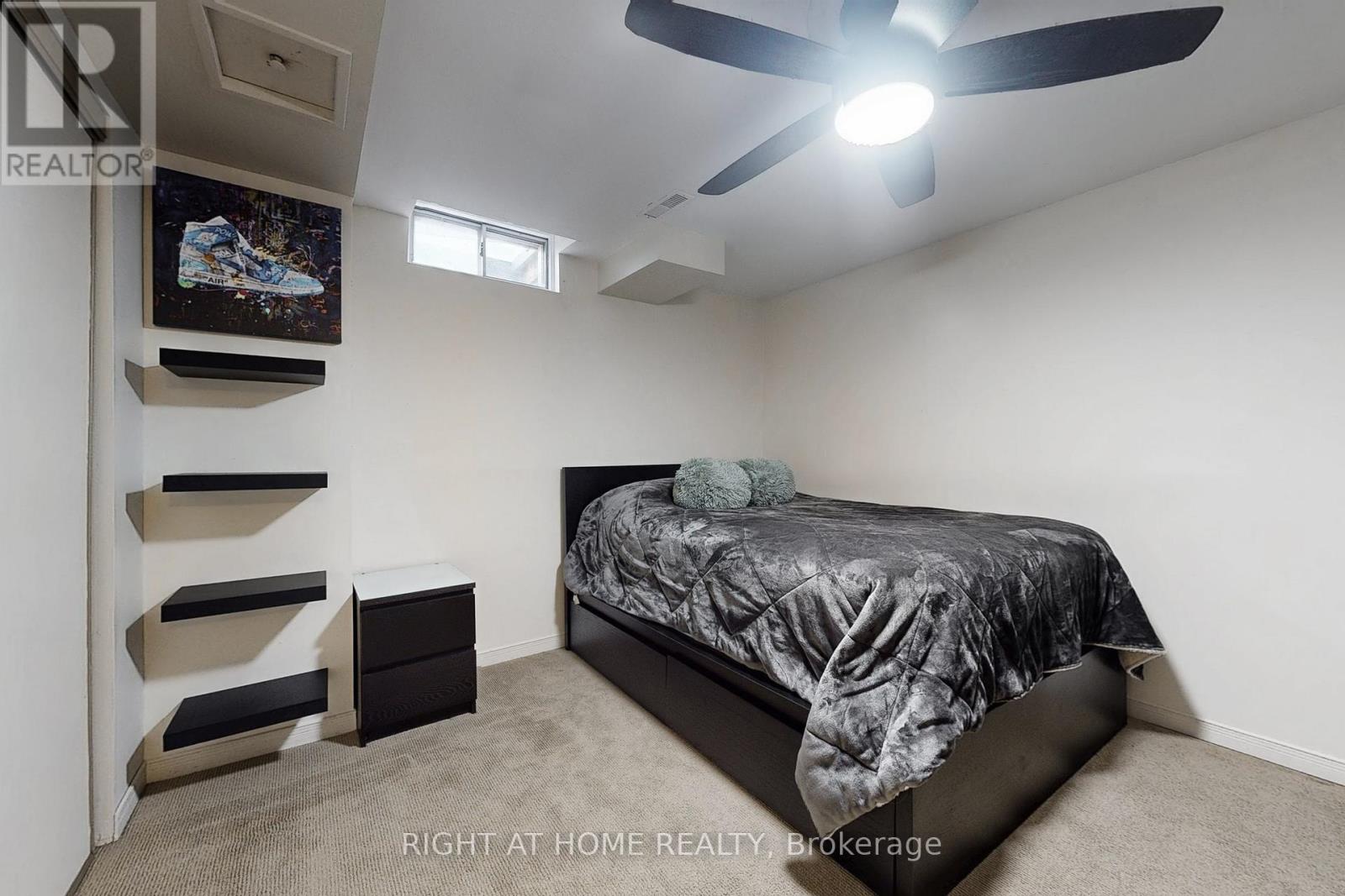 363 Crossland Gate, Newmarket, Ontario  L3X 1B5 - Photo 31 - N12777944