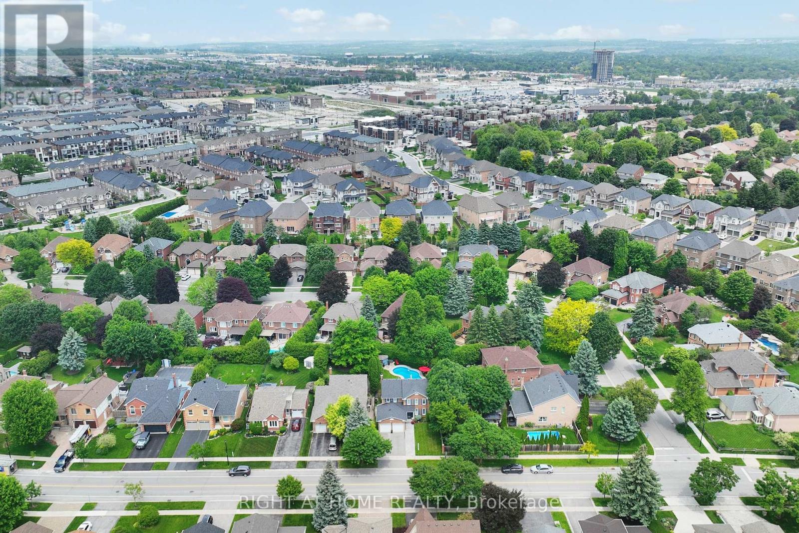 363 Crossland Gate, Newmarket, Ontario  L3X 1B5 - Photo 45 - N12777944