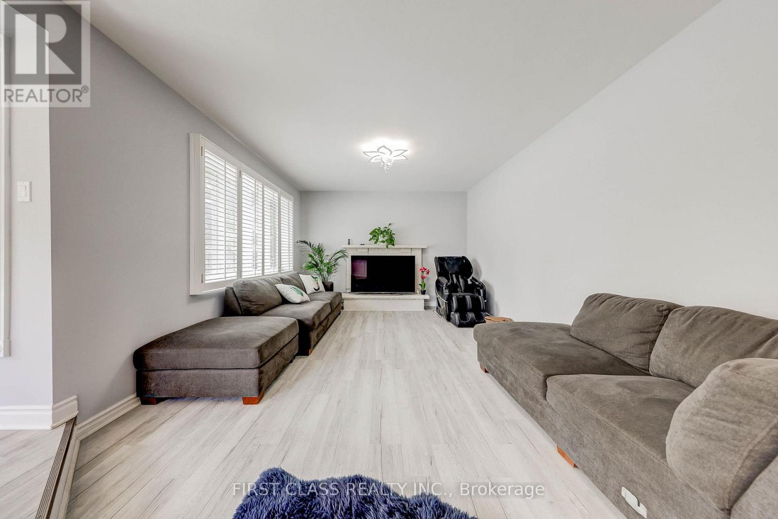 449 Alex Doner Drive, Newmarket, Ontario  L3X 1C3 - Photo 12 - N12777954