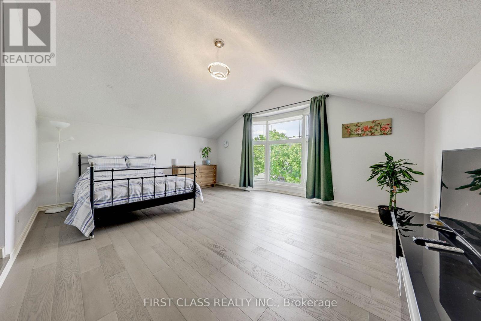 449 Alex Doner Drive, Newmarket, Ontario  L3X 1C3 - Photo 29 - N12777954