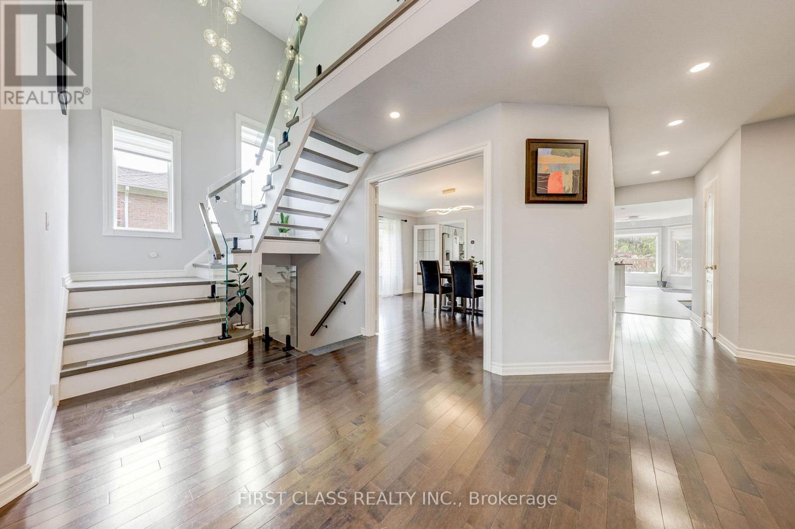 449 Alex Doner Drive, Newmarket, Ontario  L3X 1C3 - Photo 6 - N12777954