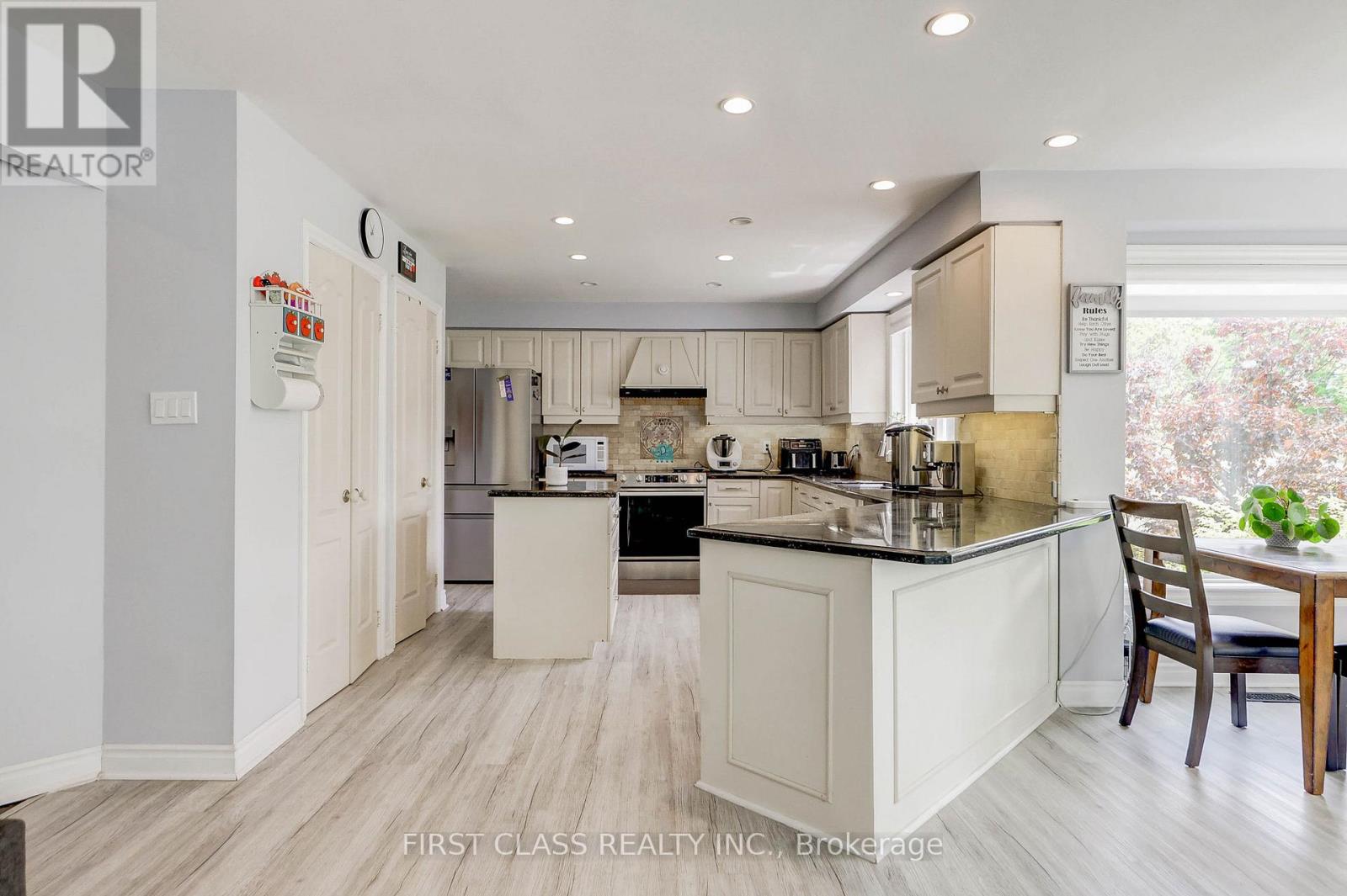 449 Alex Doner Drive, Newmarket, Ontario  L3X 1C3 - Photo 7 - N12777954