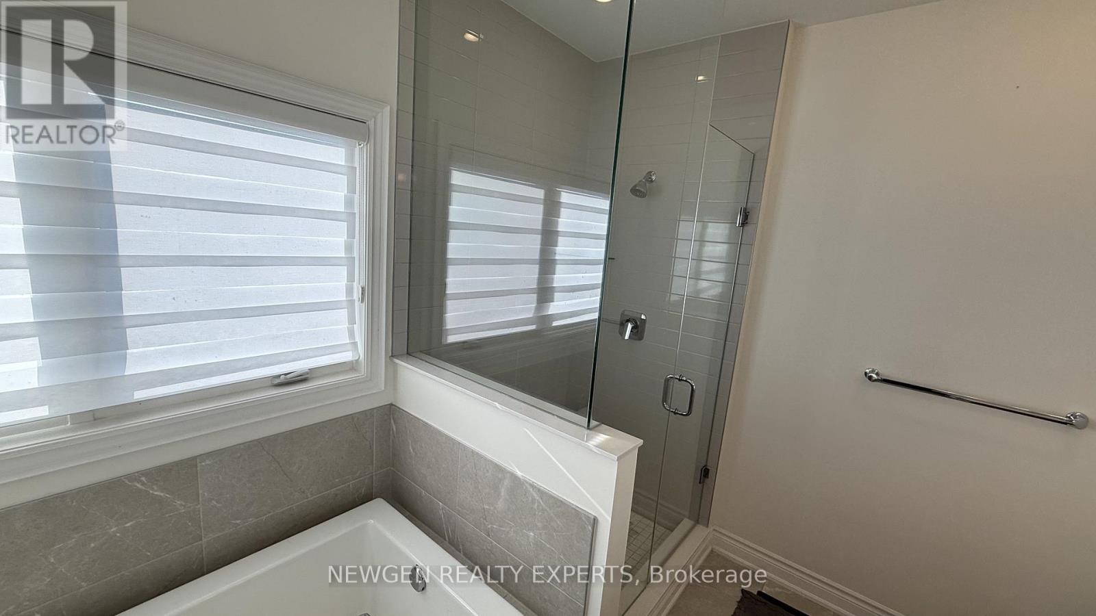 56 Lollard Way, Brampton, Ontario  L6Y 2C9 - Photo 10 - W12777952