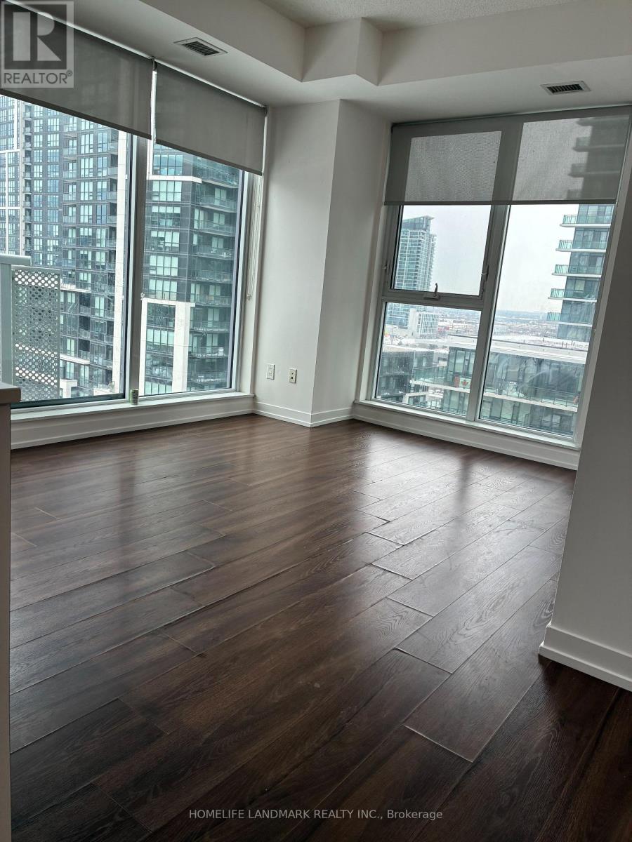 1010 - 4065 Confederation Parkway, Mississauga, Ontario  L5B 0L4 - Photo 12 - W12777956