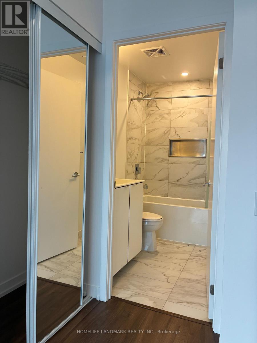 1010 - 4065 Confederation Parkway, Mississauga, Ontario  L5B 0L4 - Photo 22 - W12777956