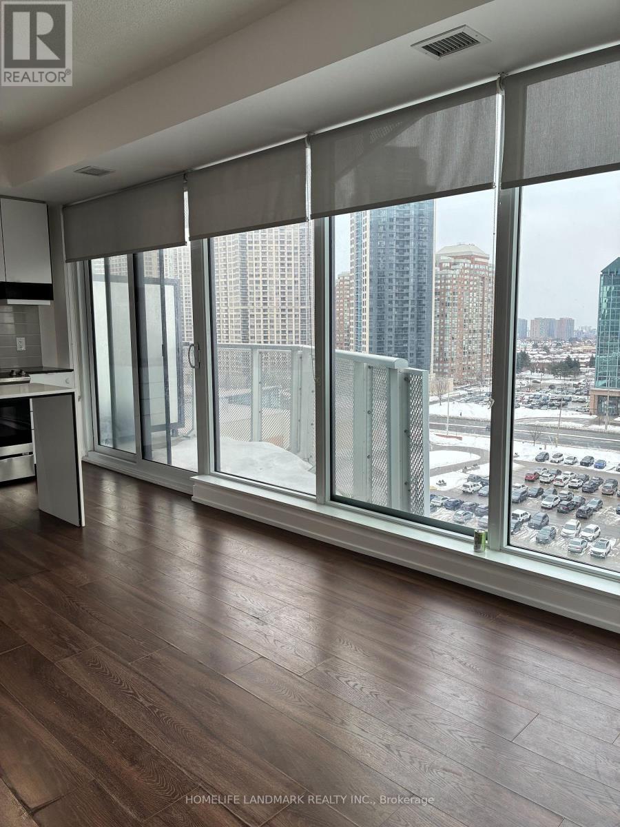 1010 - 4065 Confederation Parkway, Mississauga, Ontario  L5B 0L4 - Photo 8 - W12777956