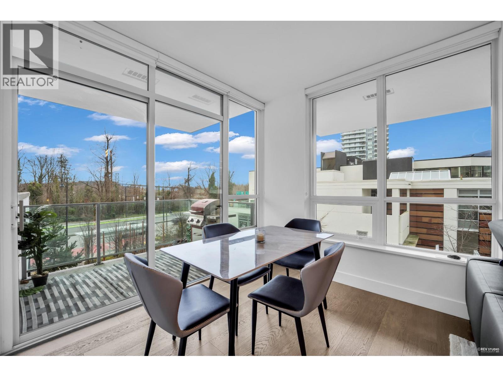 203 1632 Lions Gate Lane, North Vancouver, British Columbia  V7P 0E2 - Photo 10 - R3088390