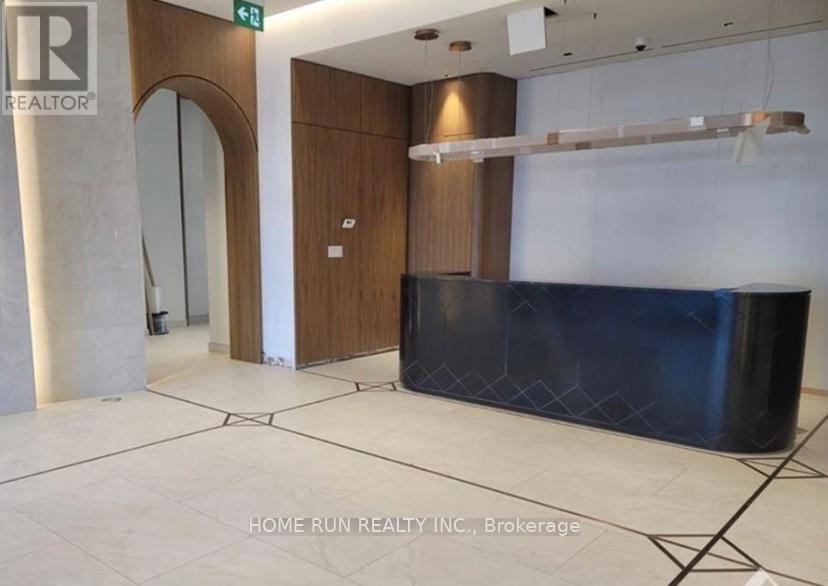 802 - 560 Rideau Street, Ottawa, Ontario  K1N 0G3 - Photo 2 - X12777966