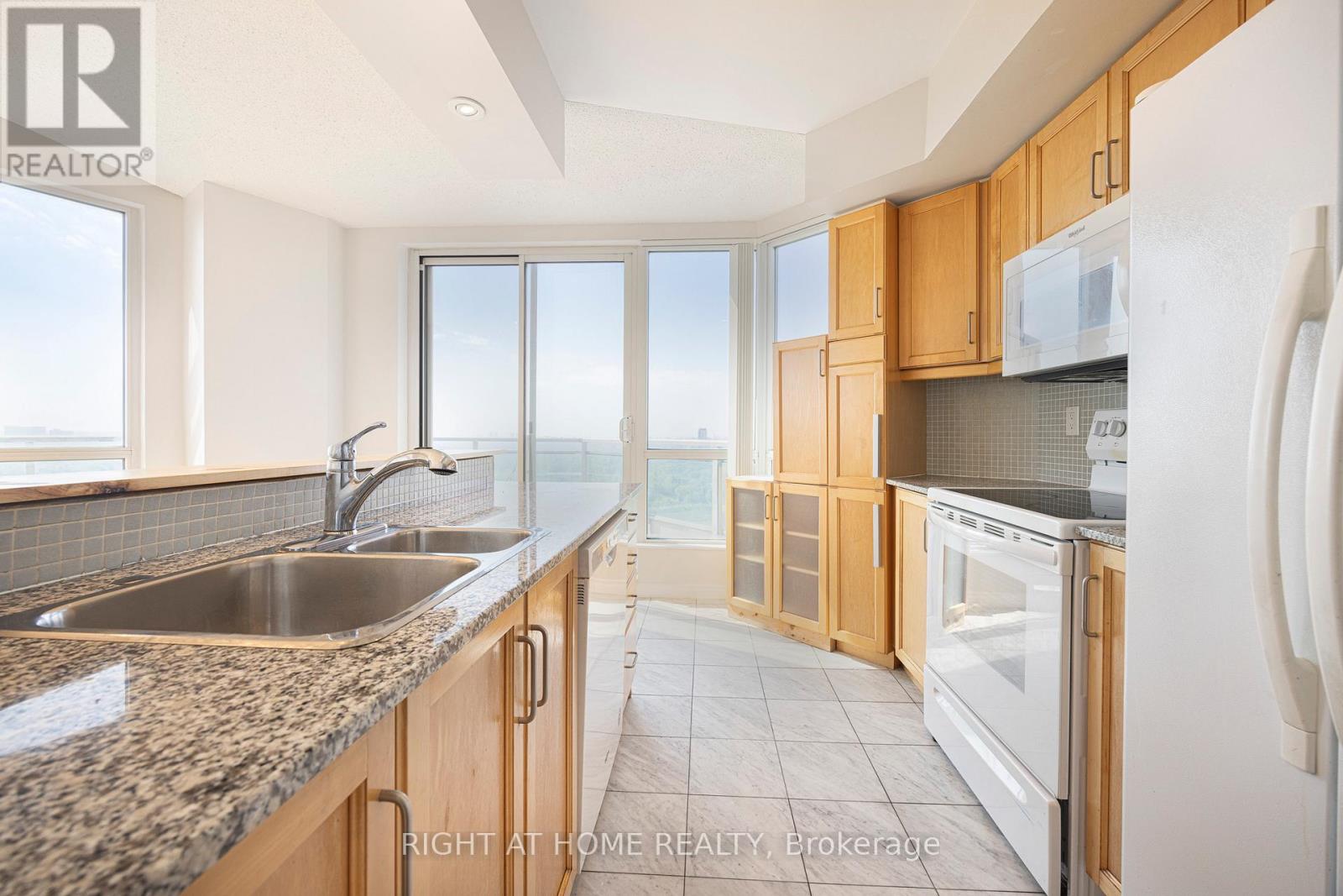 2610 - 60 Byng Avenue, Toronto, Ontario  M2N 7K3 - Photo 13 - C12777962