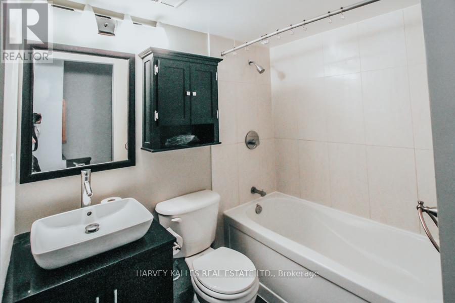 Ph832 - 1029 King Street W, Toronto, Ontario  M6K 3M9 - Photo 18 - C12777976