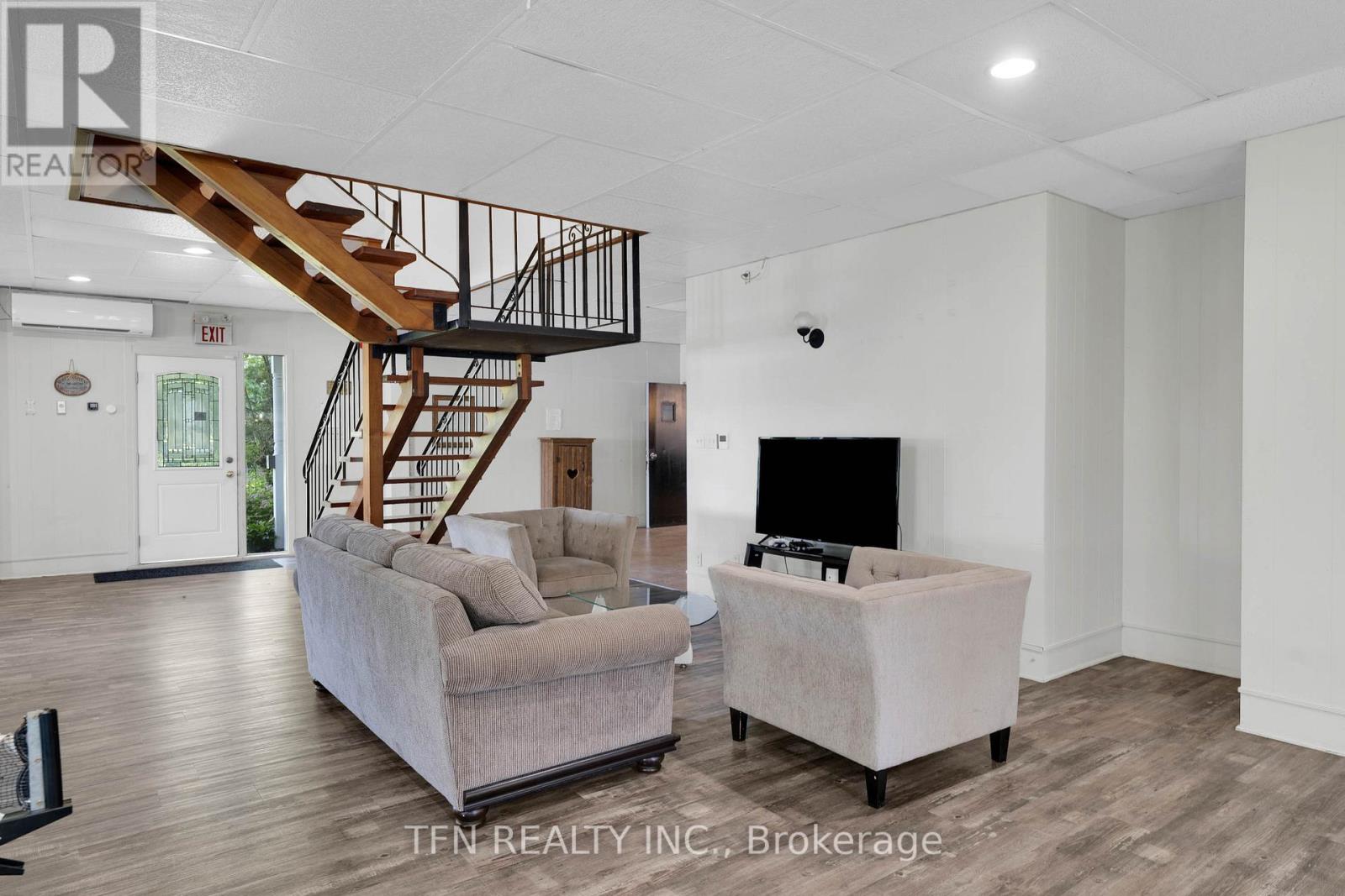 1585 Port Stanton Parkway, Severn, Ontario  P0E 1N0 - Photo 14 - S12777960