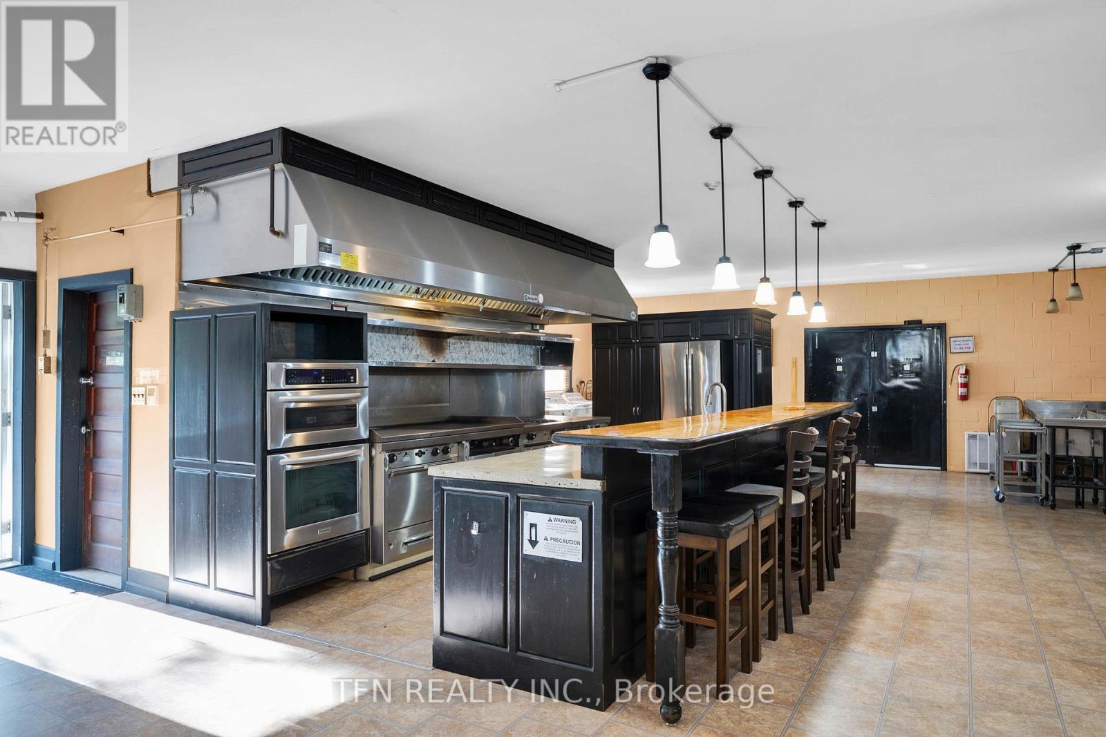 1585 Port Stanton Parkway, Severn, Ontario  P0E 1N0 - Photo 18 - S12777960