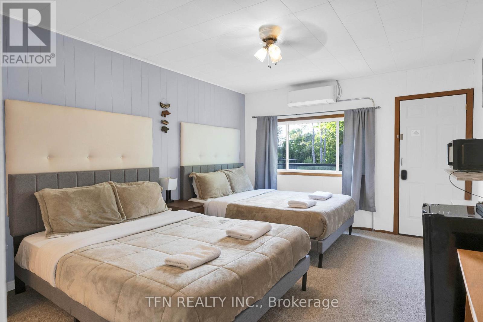 1585 Port Stanton Parkway, Severn, Ontario  P0E 1N0 - Photo 31 - S12777960