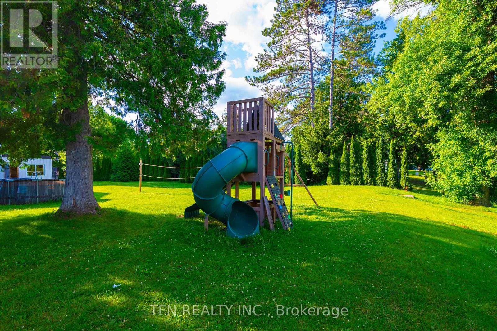 1585 Port Stanton Parkway, Severn, Ontario  P0E 1N0 - Photo 7 - S12777960