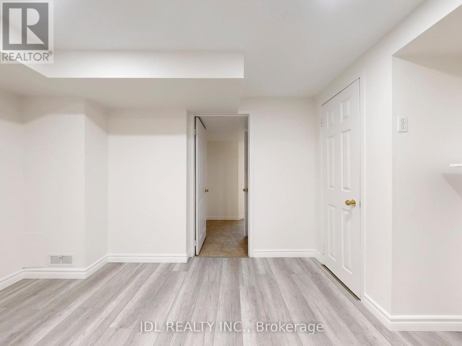 112 - 2205 South Millway, Mississauga, Ontario  L5L 3T2 - Photo 33 - W12679698