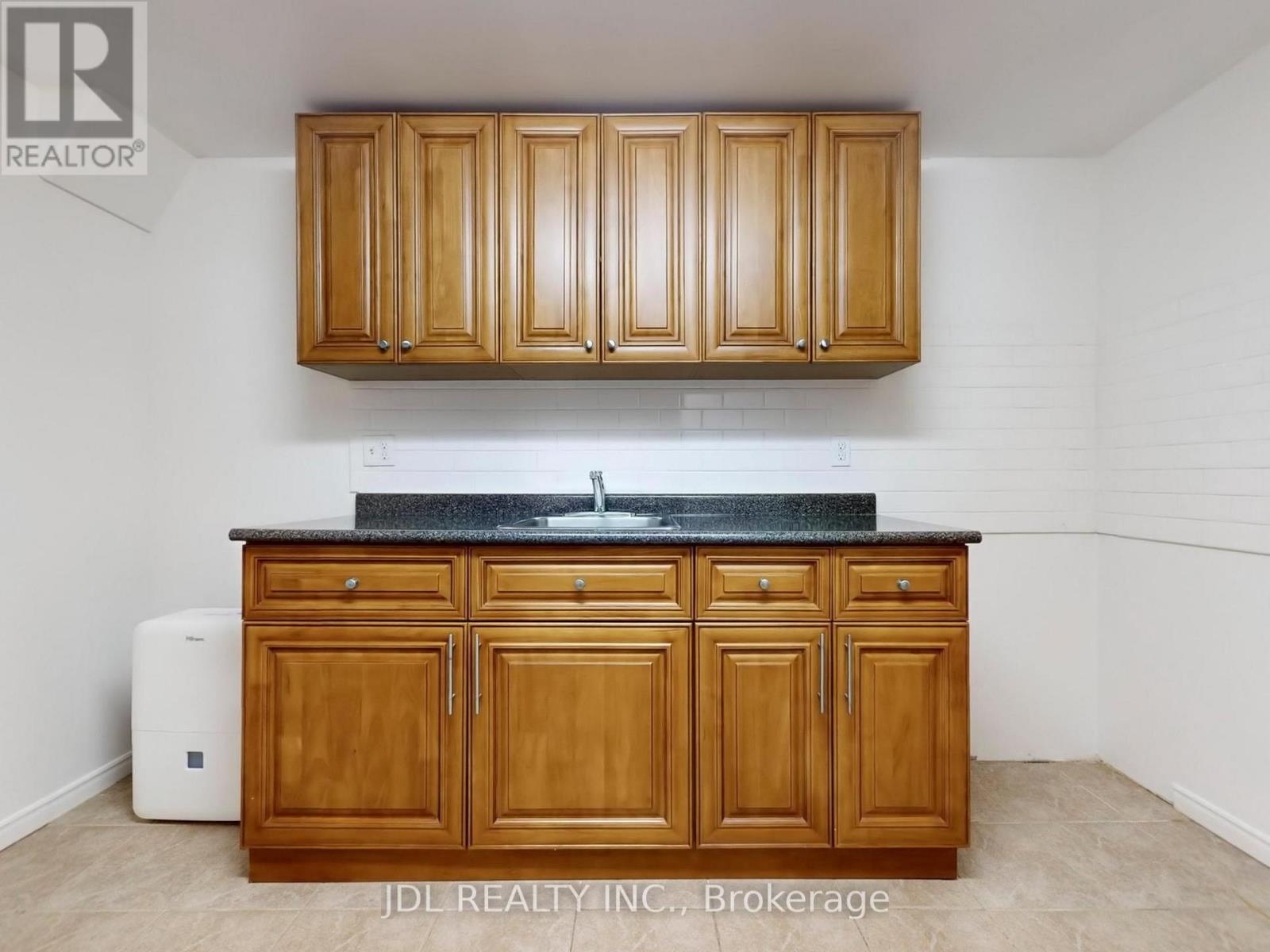 112 - 2205 South Millway, Mississauga, Ontario  L5L 3T2 - Photo 36 - W12679698