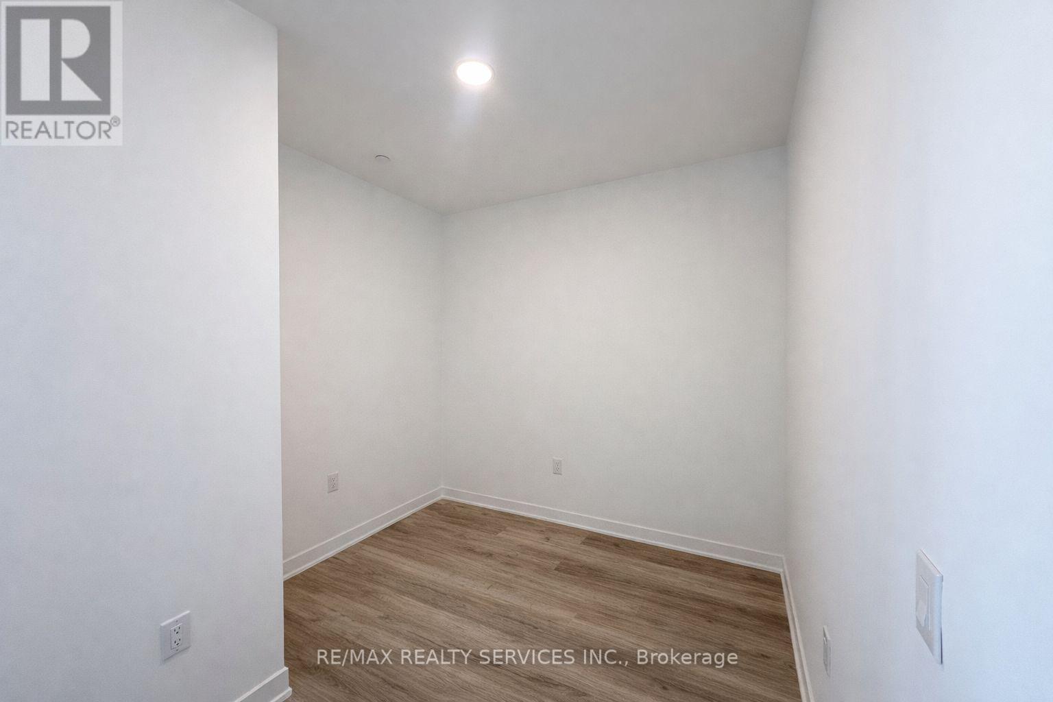 1001 - 10 All Nations Drive, Brampton, Ontario  L7A 5M5 - Photo 4 - W12777974