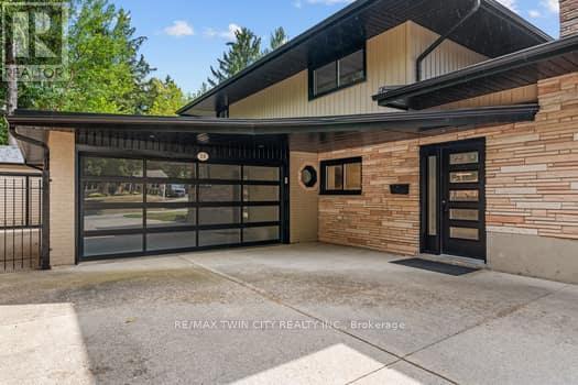 10 Stymie Boulevard, Brantford, Ontario  N3T 5K3 - Photo 2 - X12777968