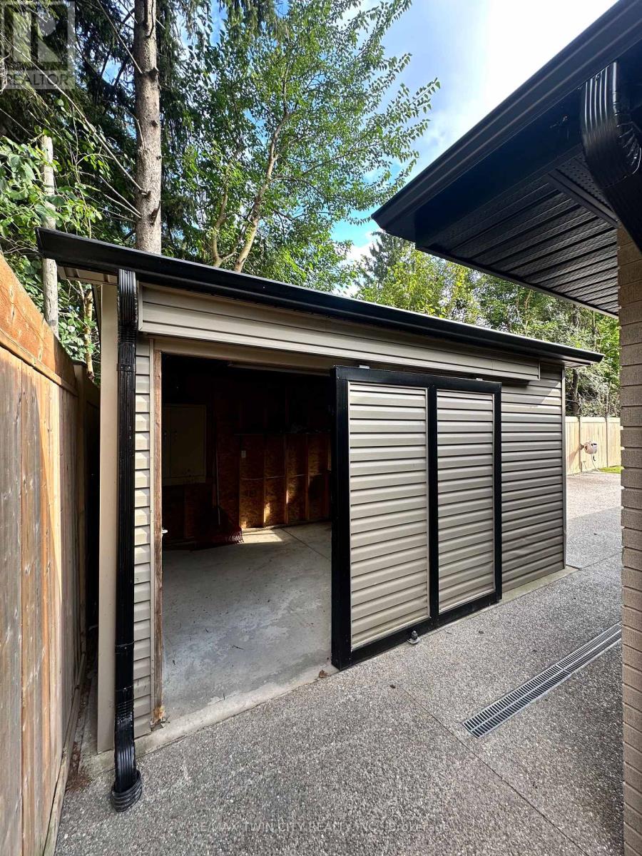 10 Stymie Boulevard, Brantford, Ontario  N3T 5K3 - Photo 46 - X12777968