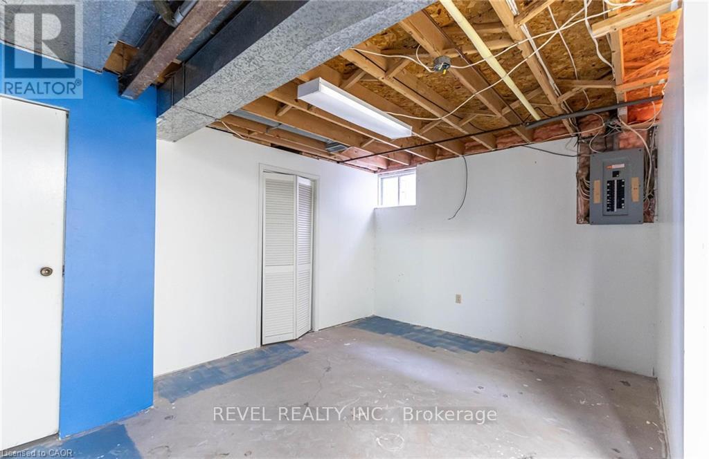 5 Charing Drive, Hamilton, Ontario  L8W 2P5 - Photo 25 - X12777970