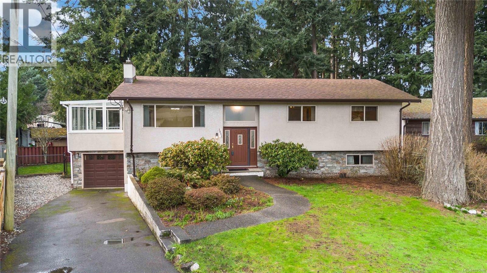 3058 Carola Pl, Colwood, British Columbia
