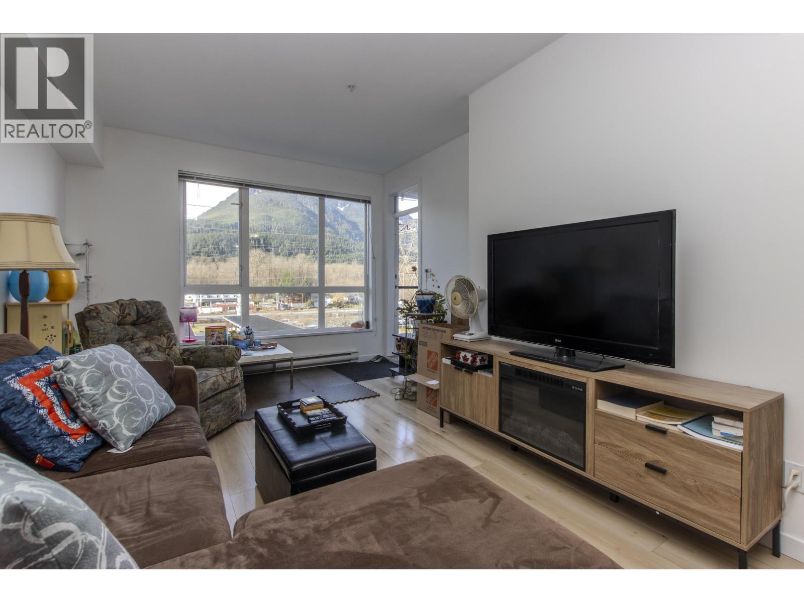 327 40437 Tantalus Road, Squamish, British Columbia  V0N 1T0 - Photo 5 - R3088843