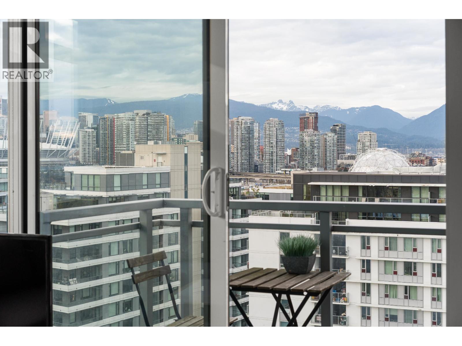 1702 1775 Quebec Street, Vancouver, British Columbia  V5T 0E3 - Photo 18 - R3088013