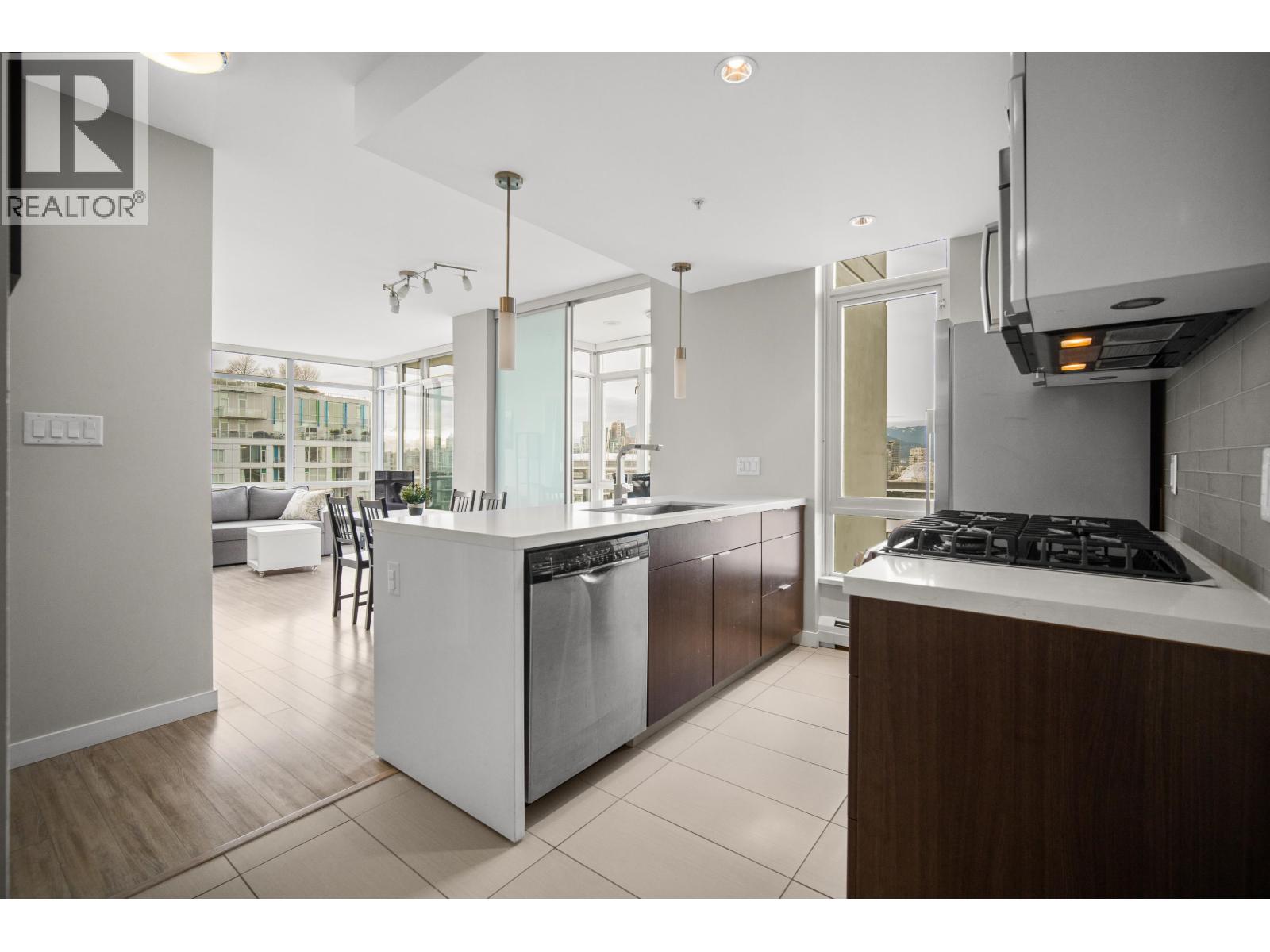 1702 1775 Quebec Street, Vancouver, British Columbia  V5T 0E3 - Photo 9 - R3088013