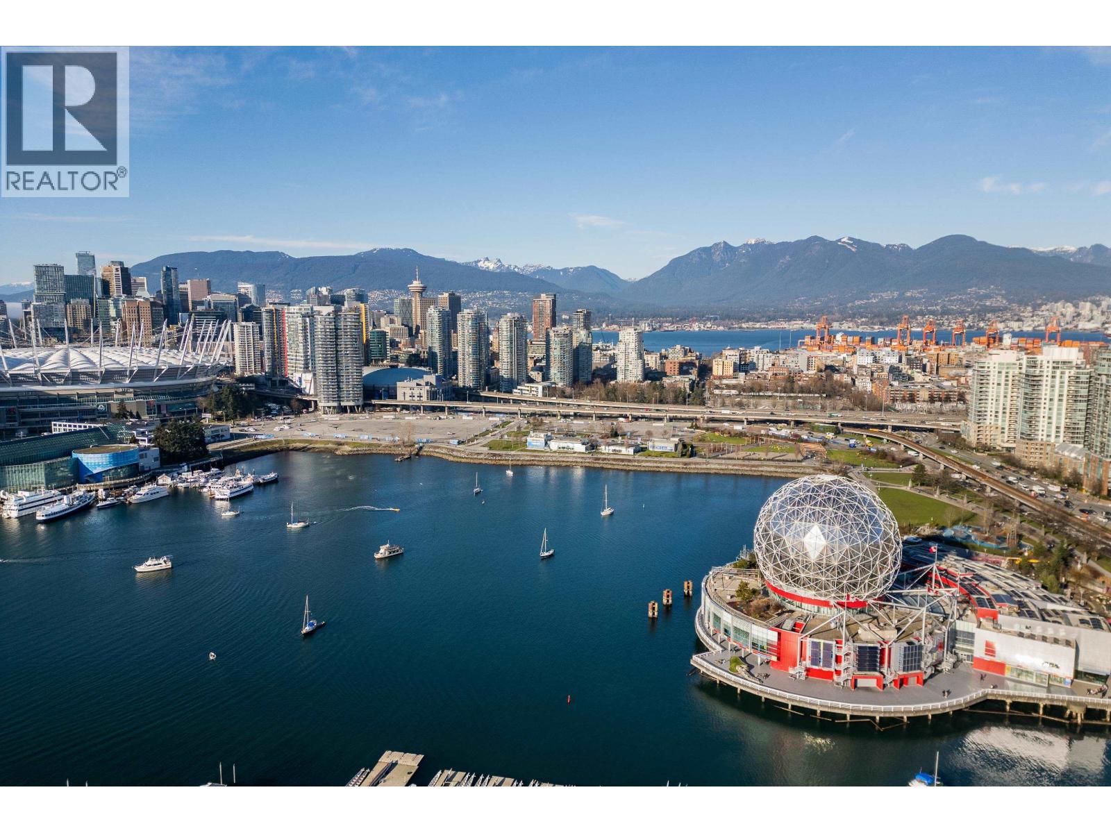 1702 1775 Quebec Street, Vancouver, British Columbia  V5T 0E3 - Photo 3 - R3088013