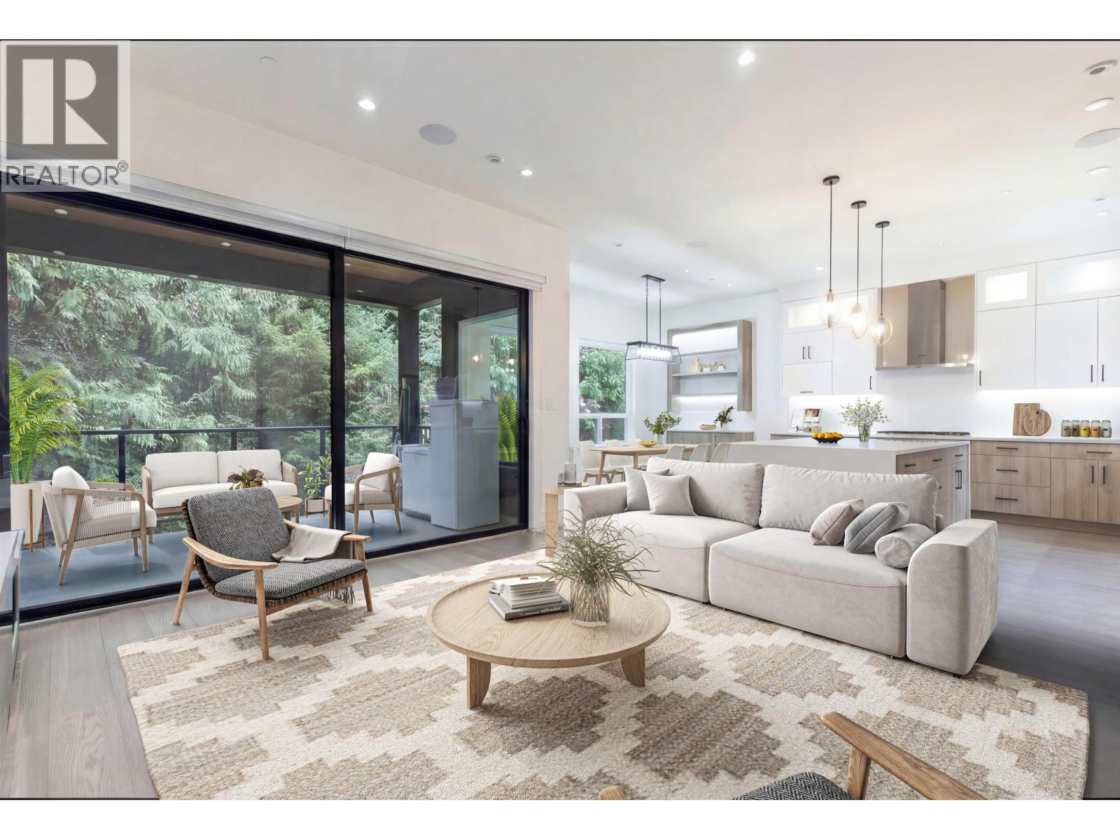 39184 WOODPECKER PLACE, Squamish, British Columbia