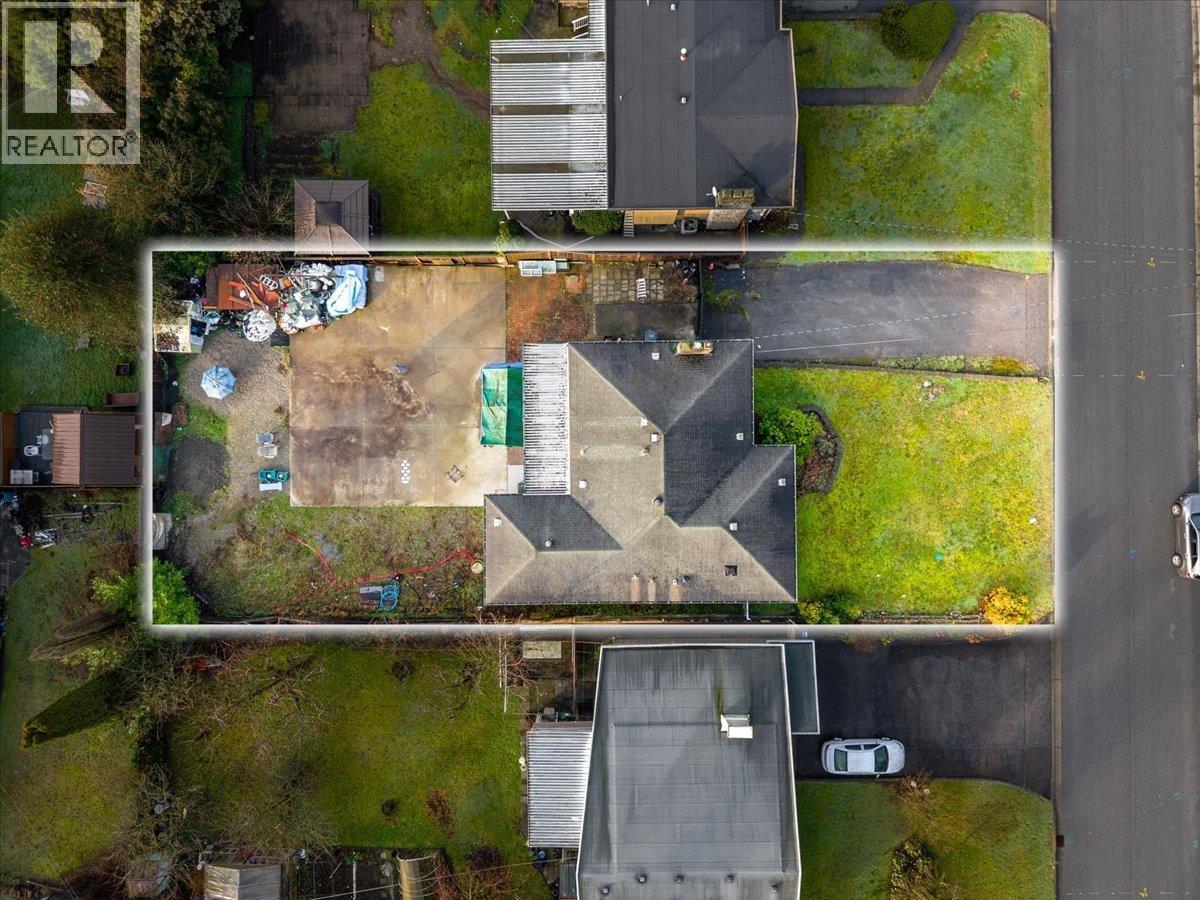 518 Appian Way, Coquitlam, British Columbia  V3J 2A5 - Photo 3 - R3088486