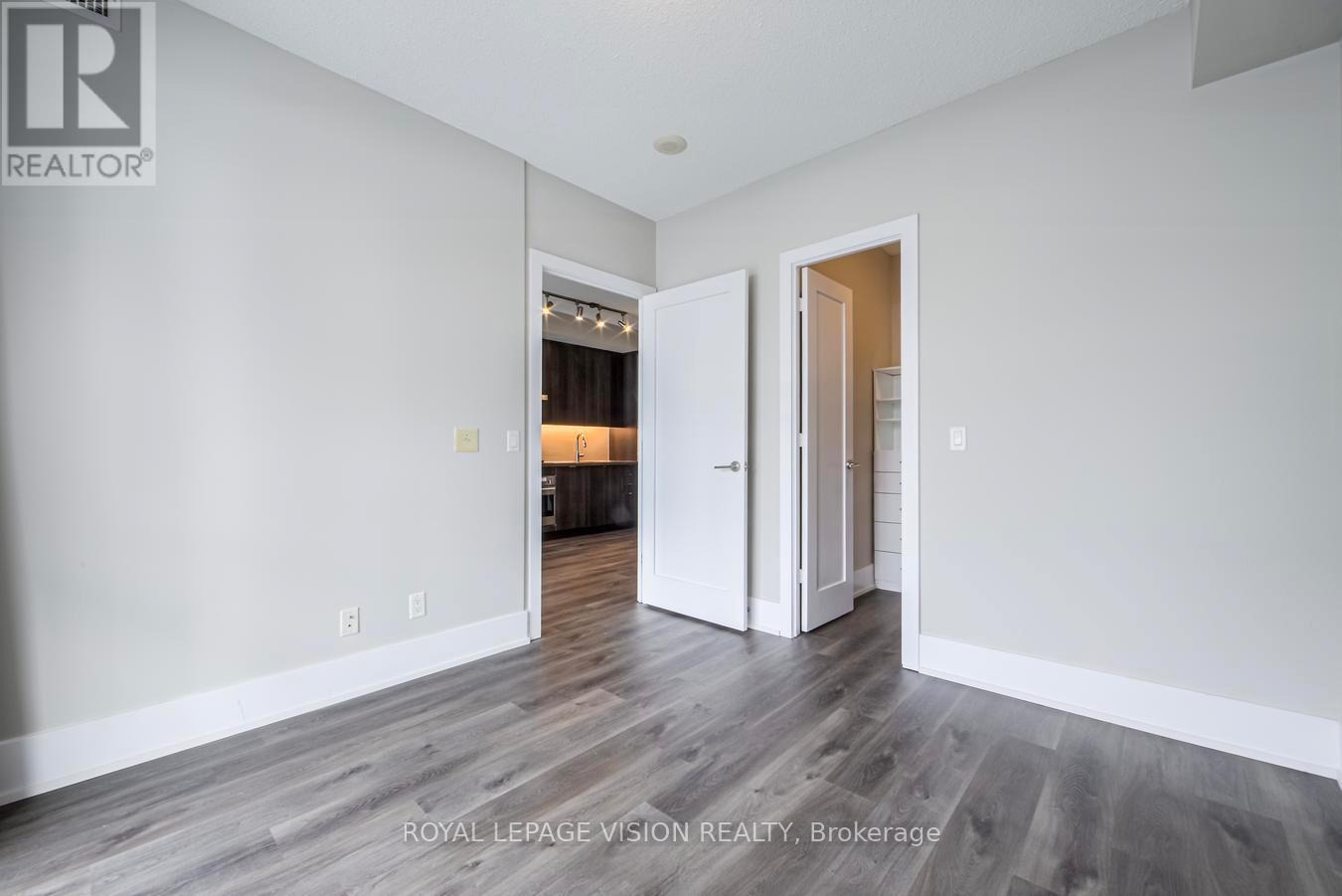 1301 - 300 Front Street, Toronto, Ontario  M5V 0E9 - Photo 14 - C12766360