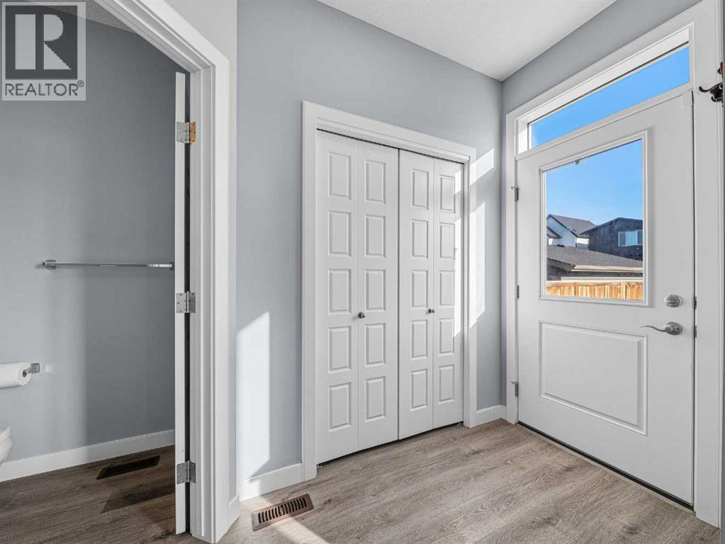 124 Highview Gate Se, Airdrie, Alberta  T4A 3L6 - Photo 13 - A2282760